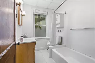 642 Hope St, Providence, RI 02906 - Photo 13