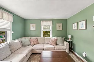 87 Potowomut Rd, Warwick, RI 02818 - Photo 11