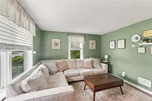 87 Potowomut Rd, Warwick, RI 02818 - Photo 7