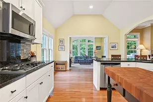 95 Frybrook Dr, East Greenwich, RI 02818 - Photo 9