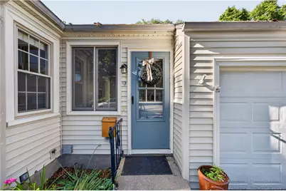 9 Milton Road, Barrington, RI 02806 - Photo 3