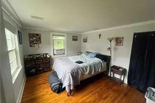 7 King Rd, Middletown, RI 02842 - Photo 5