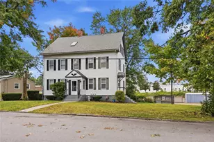 7 Broad St, Warwick, RI 02888 - Photo 3