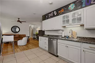 102 Broadway, Newport, RI 02840 - Photo 9