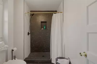 102 Broadway #1C, Newport, RI 02840 - Photo 23