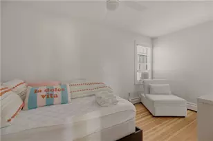 102 Broadway, Newport, RI 02840 - Photo 11