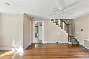 11 Tourtelott Ave, Warwick, RI 02886 - Photo 7