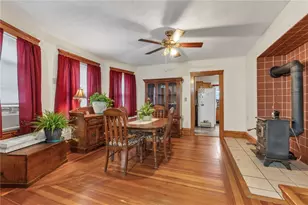 95 Thomas Ave, Pawtucket, RI 02860 - Photo 11