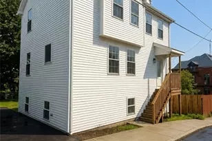 11 Benton St, Providence, RI 02909 - Photo 3