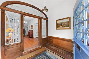 135 Lloyd Ave, Providence, RI 02906 - Photo 5