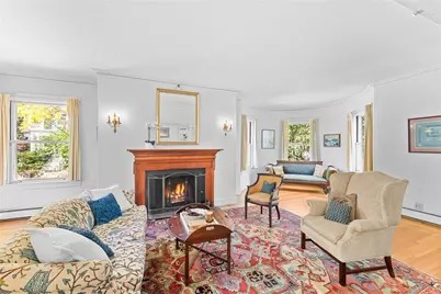 135 Lloyd Avenue, Providence, RI 02906 - Photo 9