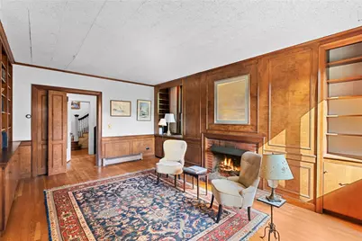 135 Lloyd Avenue, Providence, RI 02906 - Photo 17