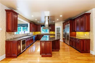 5 Lenihan Ln, East Greenwich, RI 02818 - Photo 9