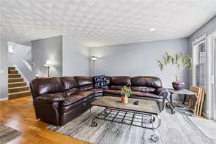 68 Red Brook Ln, West Warwick, RI 02893 - Photo 11