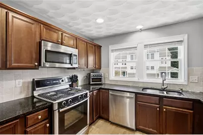 68 Red Brook Lane, West Warwick, RI 02893 - Photo 9