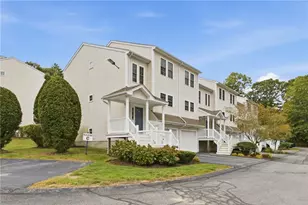 68 Red Brook Ln, West Warwick, RI 02893 - Photo 3