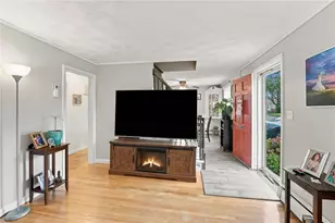 153 Rice St, Pawtucket, RI 02861 - Photo 21