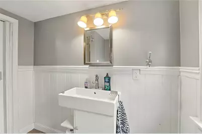 153 Rice Street, Pawtucket, RI 02861 - Photo 35