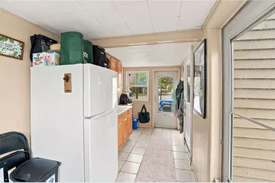 153 Rice Street, Pawtucket, RI 02861 - Photo 11