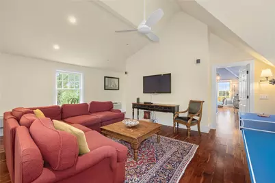 31 Calvert Place, Jamestown, RI 02835 - Photo 25
