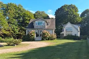31 Calvert Pl, Jamestown, RI 02835 - Photo 1