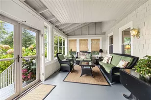 31 Calvert Pl, Jamestown, RI 02835 - Photo 9