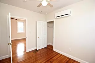 668 Thames St, Newport, RI 02840 - Photo 31