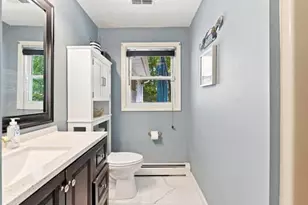 172 Friendship St, North Providence, RI 02904 - Photo 17