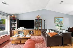 172 Friendship St, North Providence, RI 02904 - Photo 9
