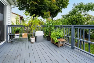 81 Petteys Ave, Providence, RI 02909 - Photo 25