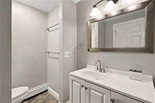 82 Burnside Ave, Newport, RI 02840 - Photo 11