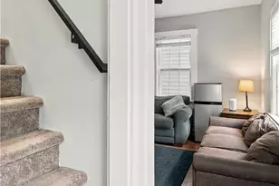 82 Burnside Ave, Newport, RI 02840 - Photo 19