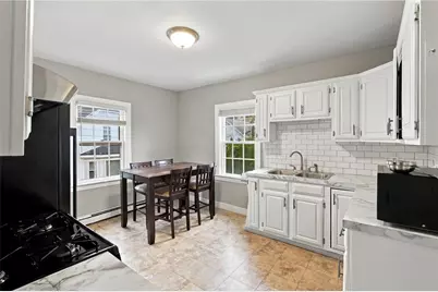 82 Burnside Avenue #2, Newport, RI 02840 - Photo 7
