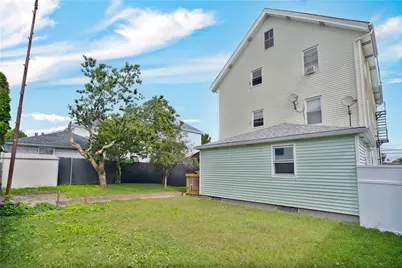 73 Arch Street, Pawtucket, RI 02860 - Photo 15