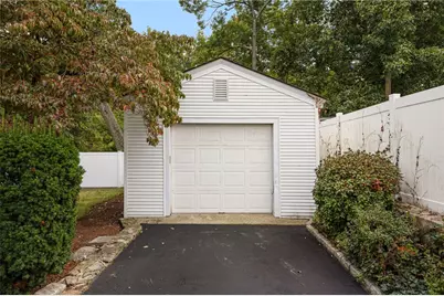 12 Bowen Street, Johnston, RI 02919 - Photo 5