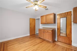 12 Bowen St, Johnston, RI 02919 - Photo 27