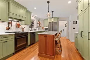 232 Bayview Ave, Warwick, RI 02818 - Photo 11