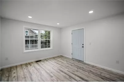 000 Camden Avenue, Providence, RI 02908 - Photo 35