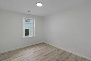 000 Camden Ave, Providence, RI 02908 - Photo 17