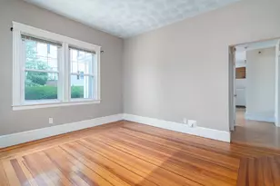 255 Farmington Ave, Cranston, RI 02920 - Photo 9