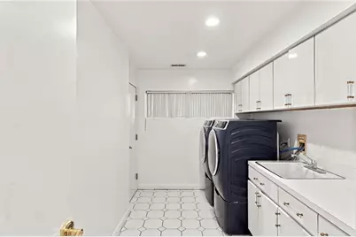 2 Elden Court, Lincoln, RI 02865 - Photo 41