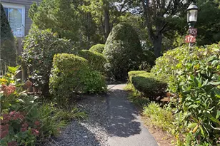 17 Caddy Rock Rd, North Kingstown, RI 02852 - Photo 1