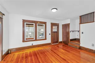 221 Massachusetts Ave, Providence, RI 02905 - Photo 7