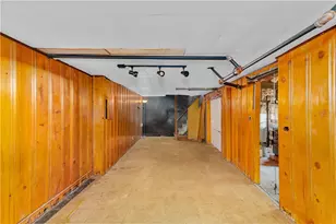221 Massachusetts Ave, Providence, RI 02905 - Photo 31