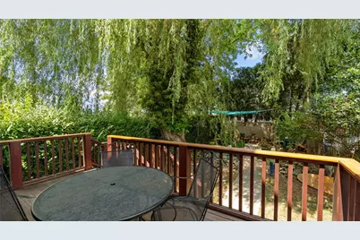 75 Garfield Street, Newport, RI 02840 - Photo 33
