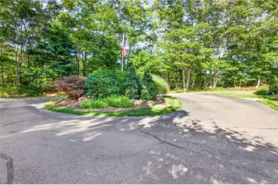 3640 Commodore Oliver Hazard Perry Highway, South Kingstown, RI 02879 - Photo 37