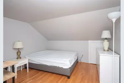 10 Hammond Street, Newport, RI 02840 - Photo 35