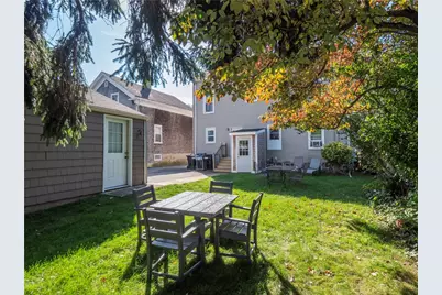 10 Hammond Street, Newport, RI 02840 - Photo 19