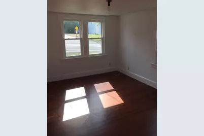 211 Wolcott Avenue #1, Middletown, RI 02842 - Photo 11