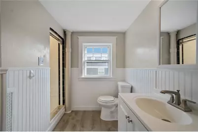 32 Hosuton Avenue #2, Newport, RI 02840 - Photo 17